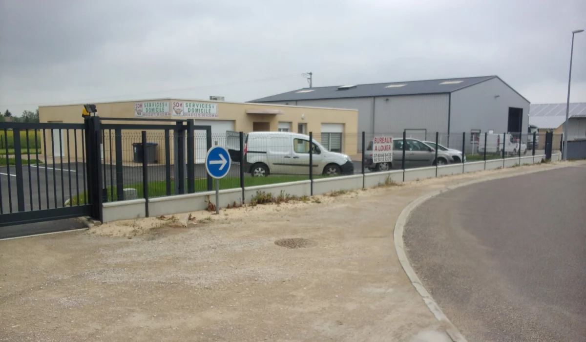 Clôture entreprise